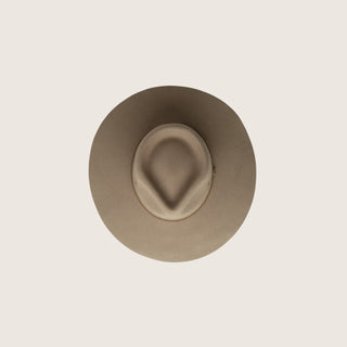 Top view of Will & Bear Brown Country Hat, showcasing classic wide brim and teardrop crown