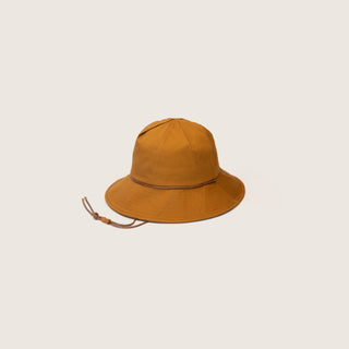Will & Bear Kids String Bucket Hat – Durable Cotton Hat with Chin Strap for Children in Rust Orange.