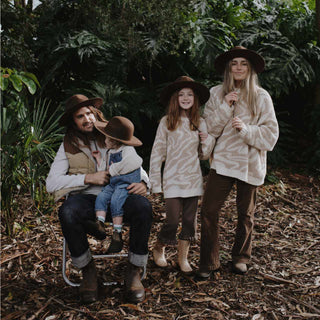 Family in Will & Bear Woodley Auburn hats – scout style with lanyards made for eco-conscious outdoor living.