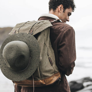 Will & Bear Woodley Moss Felt Gardening Hat Attached to Backpack – Lightweight and Travel Friendly