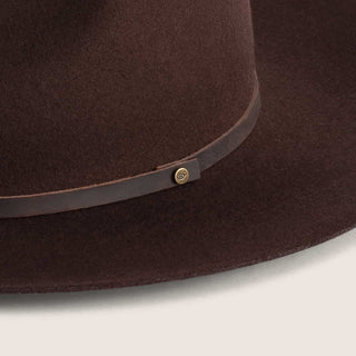 Close-up of the Will & Bear Cooper Coffee Brown Western Hat leather band and detailed felt edge.